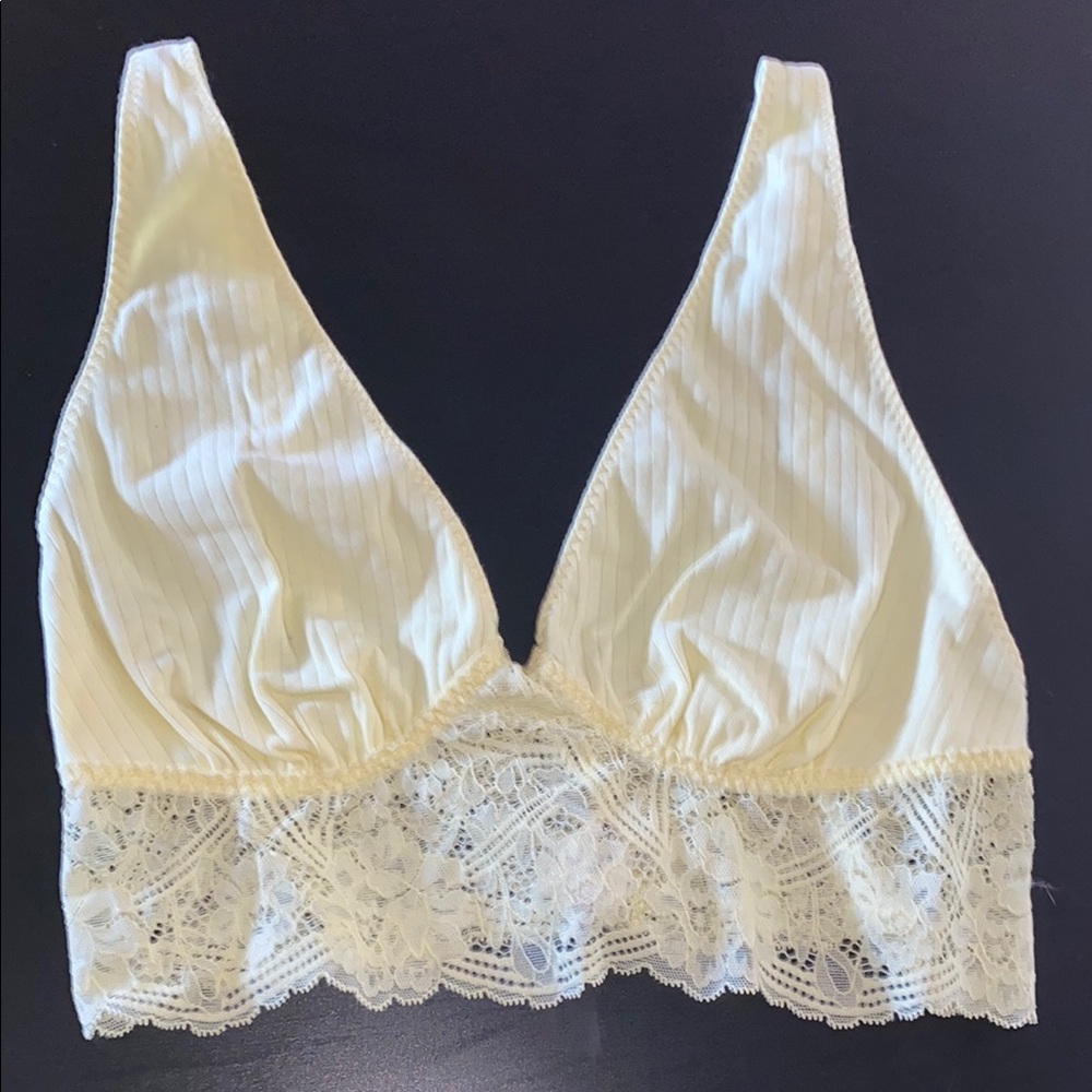 Free People Intimately Elegant Lace Bralette Size Medium